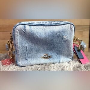 NWT Coach Carey Crossbody Bag In Loved Denim  w/ Charms *Add’l Coach Dice Charm*